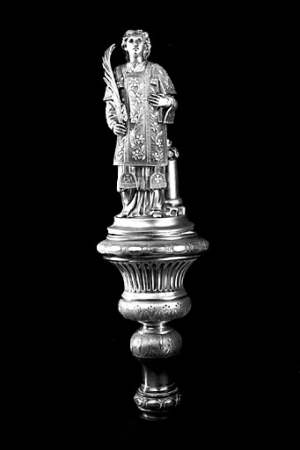 Bâton de procession (bâton de confrérie) de saint Etienne, vue de face. © Région Bourgogne-Franche-Comté, Inventaire du patrimoine