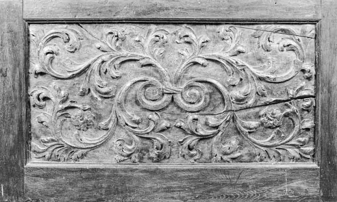 Bas-relief du nouveau maître-autel : revers. © Région Bourgogne-Franche-Comté, Inventaire du patrimoine