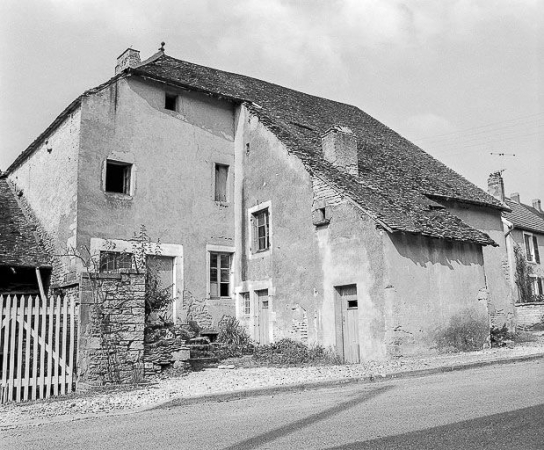 Façade antérieure. © Région Bourgogne-Franche-Comté, Inventaire du patrimoine