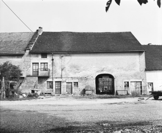 Façade antérieure. © Région Bourgogne-Franche-Comté, Inventaire du patrimoine