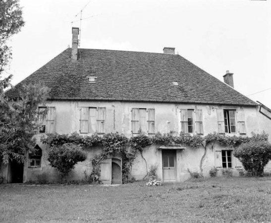 Façade antérieure. © Région Bourgogne-Franche-Comté, Inventaire du patrimoine