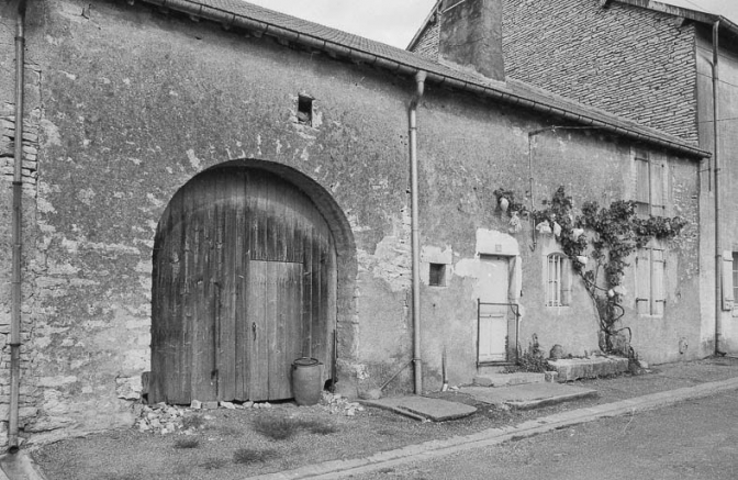 Ferme cadastrée  1971 AB 149, située rue des Douches : façade antérieure. © Région Bourgogne-Franche-Comté, Inventaire du patrimoine