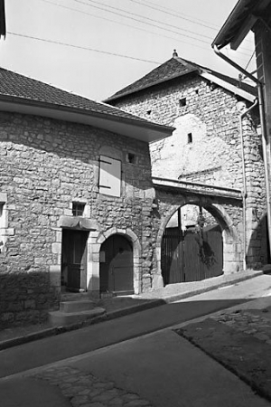 Vue d'ensemble depuis la rue de Jaubourg. © Région Bourgogne-Franche-Comté, Inventaire du patrimoine
