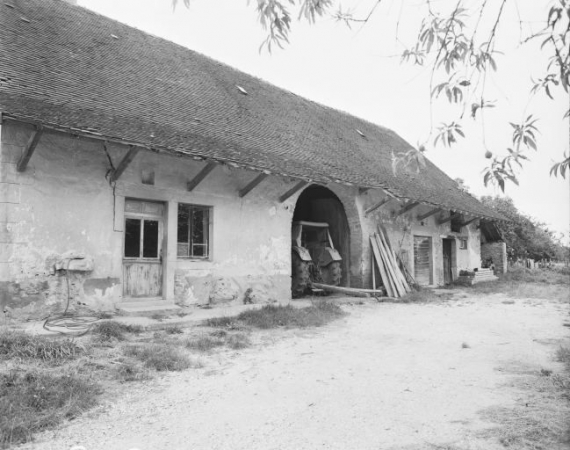 Vue d'ensemble de la façade antérieure. © Région Bourgogne-Franche-Comté, Inventaire du patrimoine