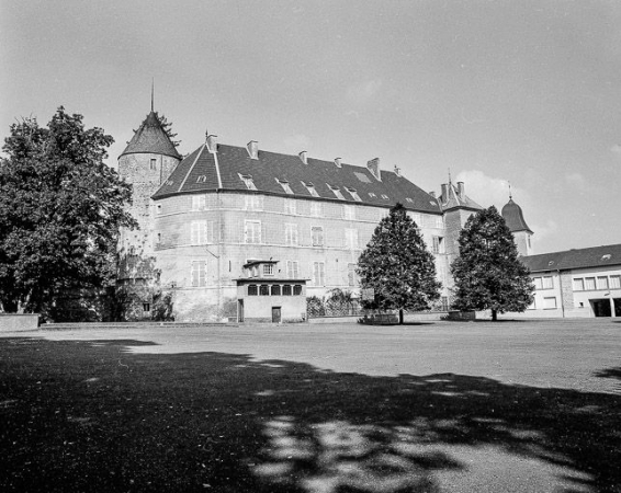 Façade sur le parc. © Région Bourgogne-Franche-Comté, Inventaire du patrimoine