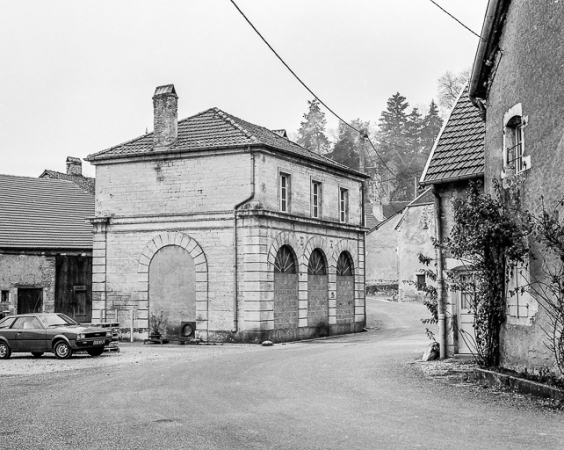 Vue de trois quarts droit. © Région Bourgogne-Franche-Comté, Inventaire du patrimoine