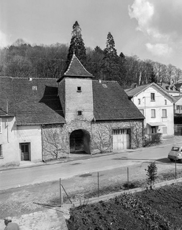 Façade antérieure, vue de face. © Région Bourgogne-Franche-Comté, Inventaire du patrimoine