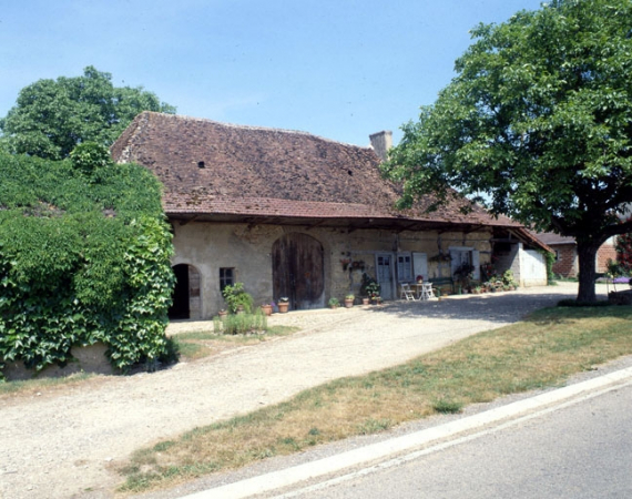 Façade antérieure en 1990. © Région Bourgogne-Franche-Comté, Inventaire du patrimoine