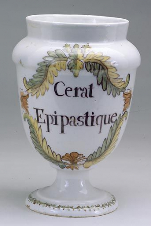 Vue générale d'un pot avec inscription. © Région Bourgogne-Franche-Comté, Inventaire du patrimoine