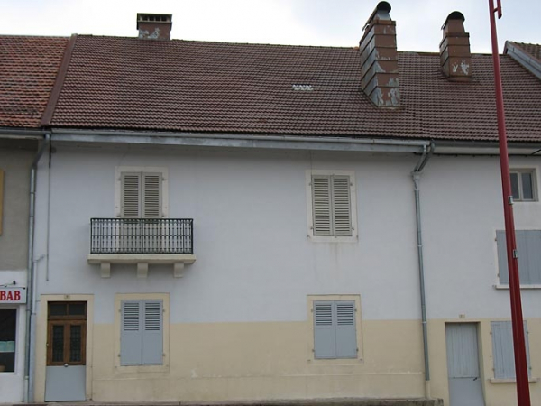 Vue générale de la façade antérieure. © Région Bourgogne-Franche-Comté, Inventaire du patrimoine