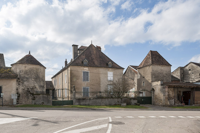 Vue depuis le nord. © Région Bourgogne-Franche-Comté, Inventaire du patrimoine