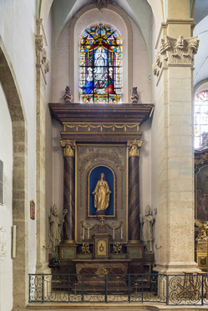 Bas-côté nord, chapelle axiale, autel et retable. © Région Bourgogne-Franche-Comté, Inventaire du patrimoine