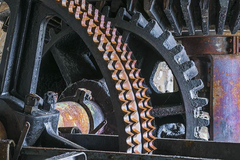 Mécanisme d'entraînement d’une machine de la papeterie de Geneuille (25) © phot. J. Mongreville / Région Bourgogne-Franche-Comté, Inventaire du patrimoine, 2015