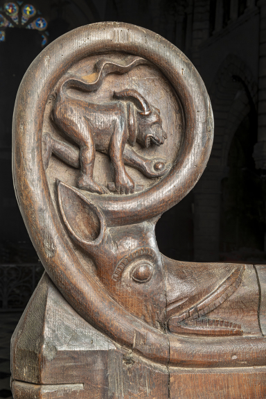 Décor de stalle en bois, église Saint-Anatoile à Salins-les-Bains (39) © phot. J. Mongreville, Région Bourgogne-Franche-Comté, Inventaire du patrimoine, 2024