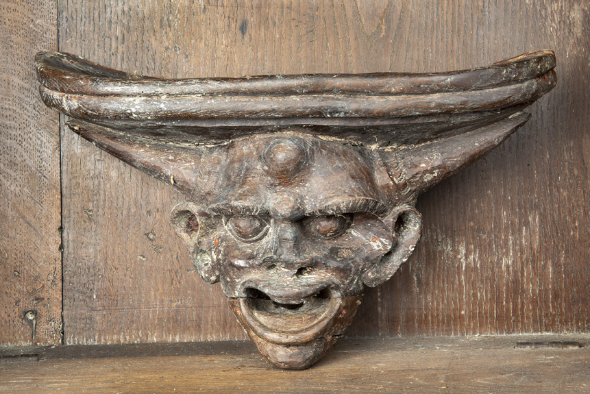 Décor de stalle en bois, église Saint-Anatoile à Salins-les-Bains (39) © phot. J. Mongreville, Région Bourgogne-Franche-Comté, Inventaire du patrimoine, 2024