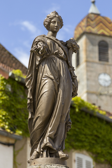 Statue de la fontaine de l'Abondance à Rupt-sur-Moselle (70) © phot. S. Dourlot, Région Bourgogne-Franche-Comté, inventaire du patrimoine, 2016