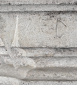 Marque de tâcheron sur le jambage d'une cheminée, château de Châteauneuf (21) © phot. T. Kuntz, Région Bourgogne-Franche-Comté, Inventaire du patrimoine, 2014