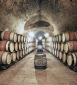 Cave de la maison Chanson père et fils à Beaune (21) © phot. M. Rosso, Région Bourgogne-Franche-Comté, inventaire du patrimoine, 1996