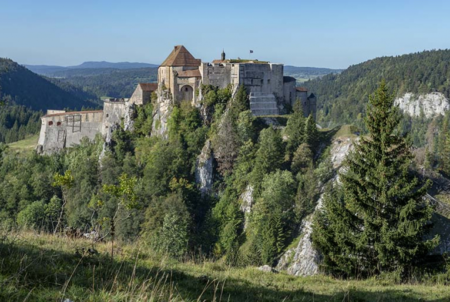 La Cluse-et-Mijoux (25) : le fort de Joux © phot. J. Mongreville / Région Bourgogne-Franche-Comté, Inventaire du patrimoine, 2019