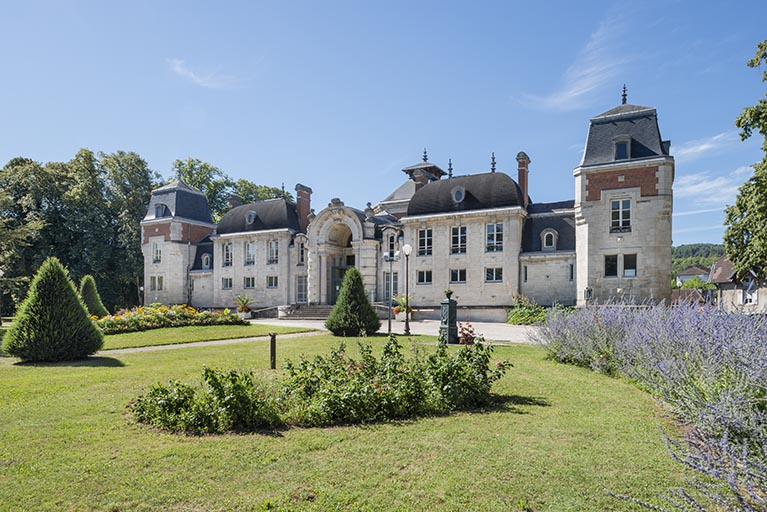 Lons-le-Saunier (39) : établissement thermal © phot. J. Mongreville / Région Bourgogne-Franche-Comté, Inventaire du patrimoine, 2022