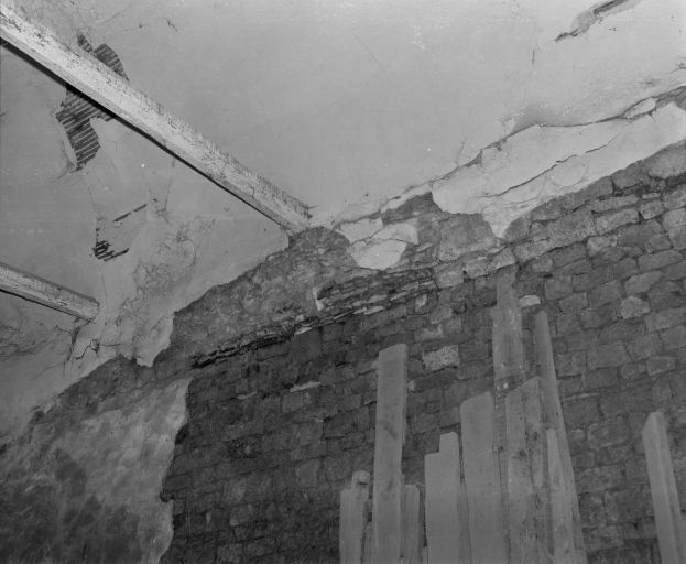 Mur gauche de la nef, détail. © Jean-Luc Duthu / Région Bourgogne-Franche-Comté, Inventaire du patrimoine - 1973 Mur gauche de la nef, détail. © Jean-Luc Duthu / Région Bourgogne-Franche-Comté, Inventaire du patrimoine - 1973