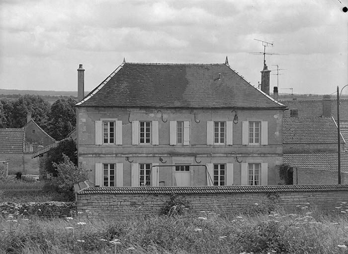  mairie école © Michel Thierry / Région Bourgogne-Franche-Comté, Inventaire du patrimoine - 1974