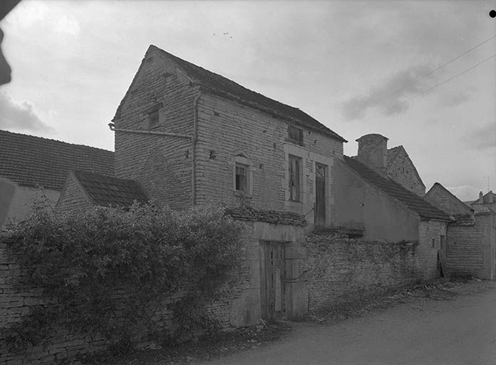  maison © Michel Thierry / Région Bourgogne-Franche-Comté, Inventaire du patrimoine - 1974