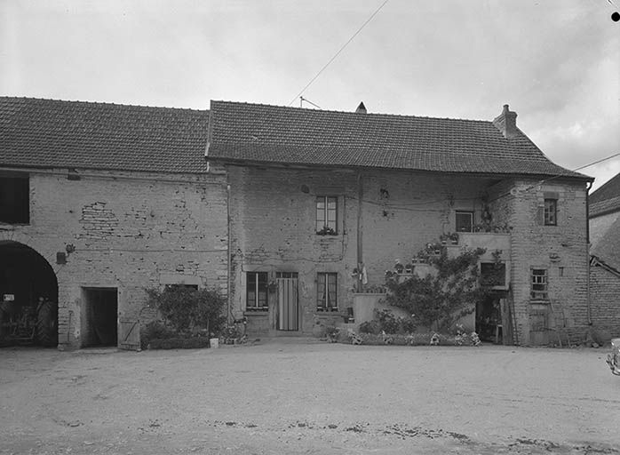  ferme © Michel Thierry / Région Bourgogne-Franche-Comté, Inventaire du patrimoine - 1974