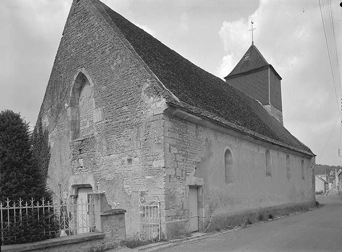 église paroissiale © Michel Thierry / Région Bourgogne-Franche-Comté, Inventaire du patrimoine - 1974