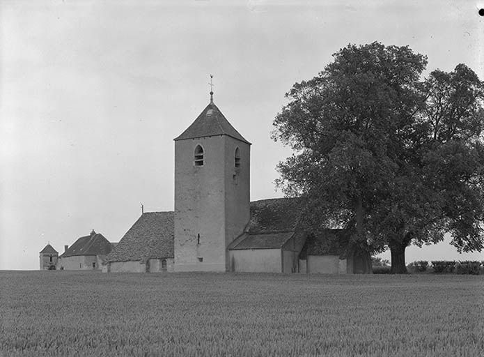 église © Michel Thierry / Région Bourgogne-Franche-Comté, Inventaire du patrimoine - 1974