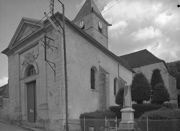  église © Michel Thierry / Région Bourgogne-Franche-Comté, Inventaire du patrimoine - 1974