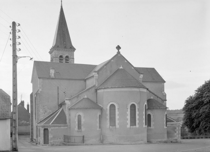 Chevet. © Jean-Luc Duthu / Région Bourgogne-Franche-Comté, Inventaire du patrimoine - 1977 Chevet. © Jean-Luc Duthu / Région Bourgogne-Franche-Comté, Inventaire du patrimoine - 1977