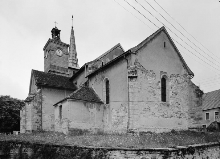 Chevet et élévation droite. © Michel Rosso / Région Bourgogne-Franche-Comté, Inventaire du patrimoine - 1978