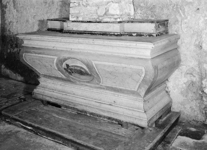 Vue de trois quarts droit. © Jean-Luc Duthu / Région Bourgogne-Franche-Comté, Inventaire du patrimoine - 1979