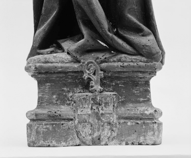 Détail du socle. © Jean-Luc Duthu / Région Bourgogne-Franche-Comté, Inventaire du patrimoine - 1979