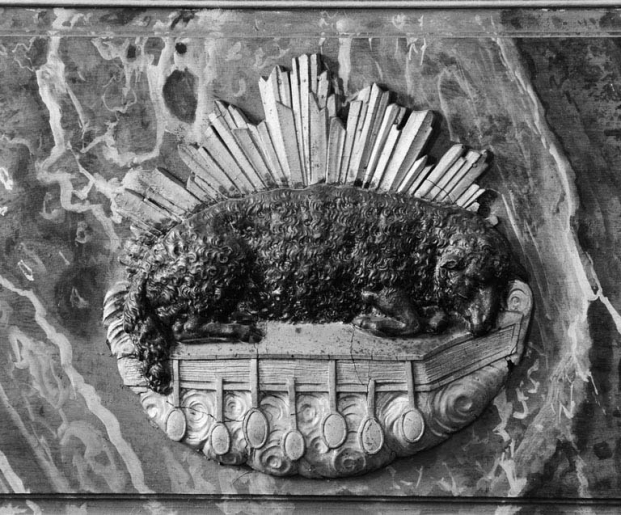 Détail de l'agneau. © Michel Rosso / Région Bourgogne-Franche-Comté, Inventaire du patrimoine - 1979