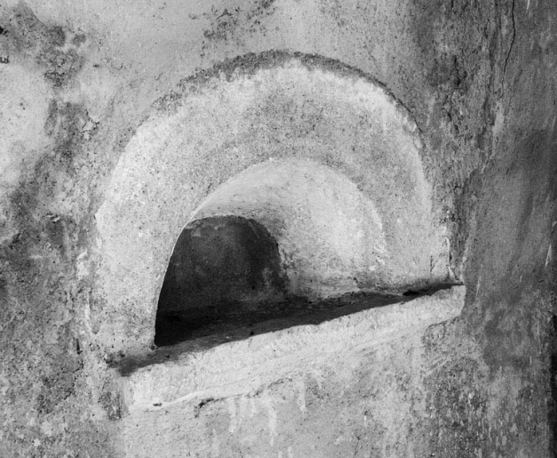 Lavabo de la sacristie de la chapelle. © Jean-Luc Duthu / Région Bourgogne-Franche-Comté, Inventaire du patrimoine - 1980