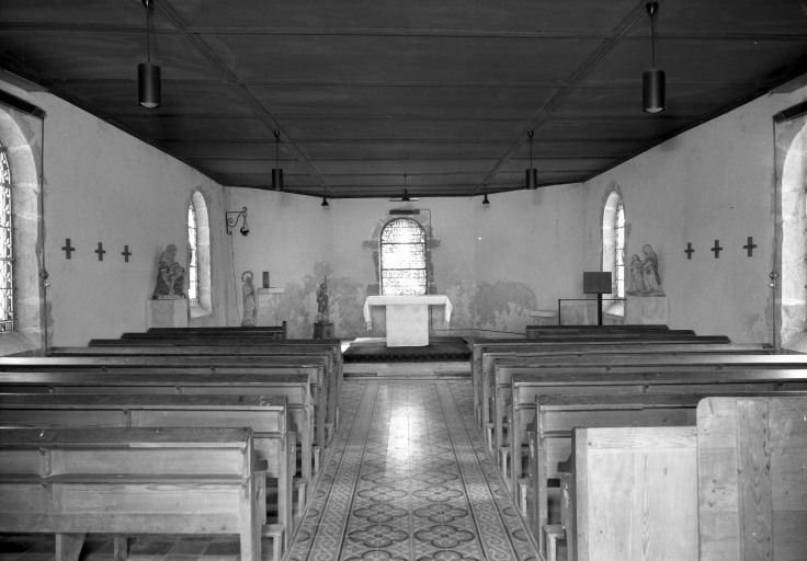 Vue intérieure prise de l'entrée © Jean-Luc Duthu / Région Bourgogne-Franche-Comté, Inventaire du patrimoine - 1985