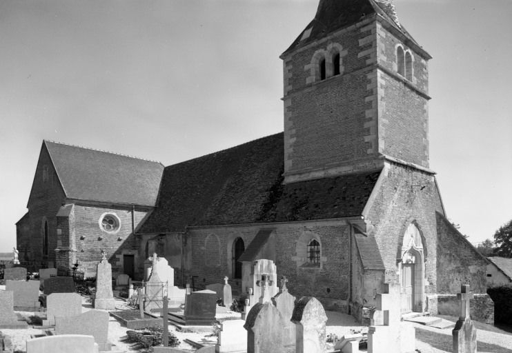Elévations antérieure et gauche © Michel Thierry / Région Bourgogne-Franche-Comté, Inventaire du patrimoine - 1985