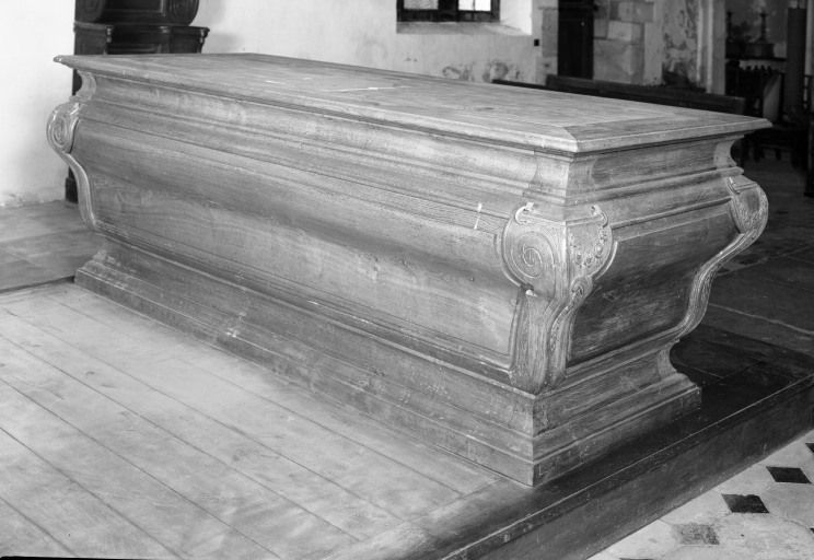 Vue de trois-quarts © Michel Thierry / Région Bourgogne-Franche-Comté, Inventaire du patrimoine - 1985