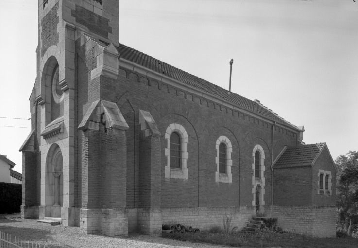 Elévation droite © Jean-Luc Duthu / Région Bourgogne-Franche-Comté, Inventaire du patrimoine - 1985