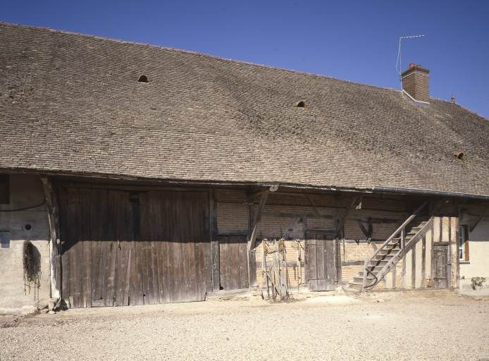 Dépendances. © Michel Rosso / Région Bourgogne-Franche-Comté, Inventaire du patrimoine - 1985