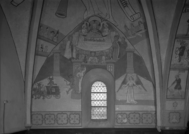 Choeur, 1ère travée, mur gauche: le Paradis © Michel Rosso / Région Bourgogne-Franche-Comté, Inventaire du patrimoine - 1986