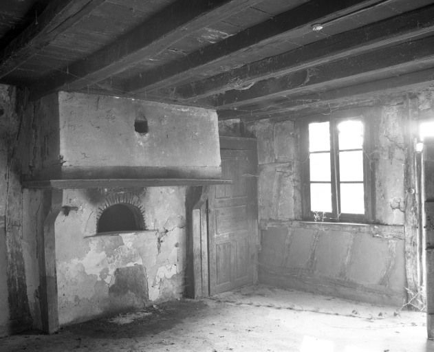 Vue intérieure. © Michel Rosso / Région Bourgogne-Franche-Comté, Inventaire du patrimoine - 1986