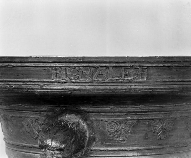 Mortier, détail de l'inscription. © Michel Thierry / Région Bourgogne-Franche-Comté, Inventaire du patrimoine - 1987