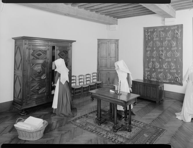 Ancienne chambre Sainte-Anne : vue d'ensemble. © Jean-Luc Duthu / Région Bourgogne-Franche-Comté, Inventaire du patrimoine - 1989