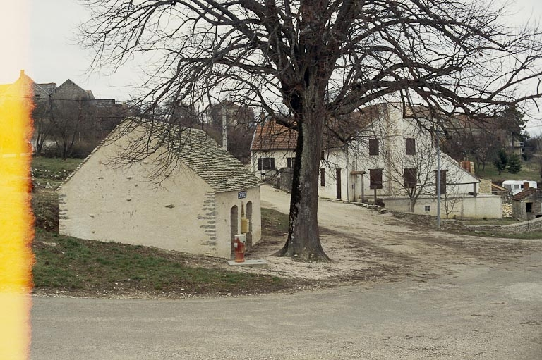  lavoir © Jacques Druart / Région Bourgogne-Franche-Comté, Inventaire du patrimoine - 1990