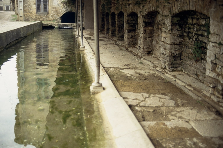  lavoir © Jacques Druart / Région Bourgogne-Franche-Comté, Inventaire du patrimoine - 1990