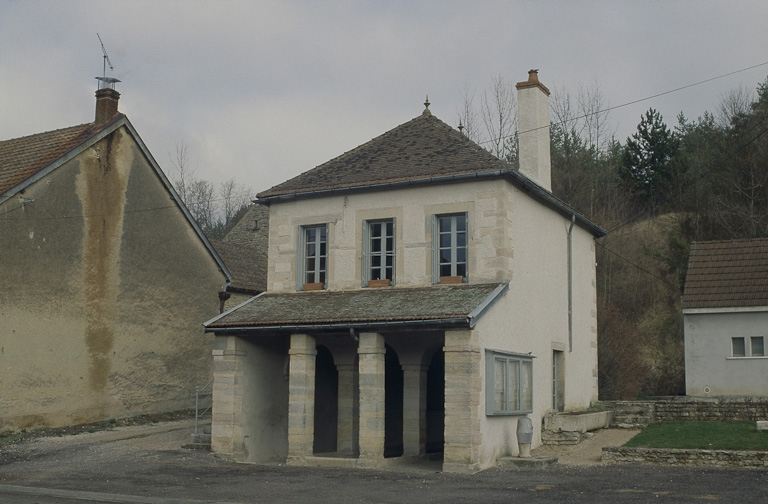  lavoir © Jacques Druart / Région Bourgogne-Franche-Comté, Inventaire du patrimoine - 1990