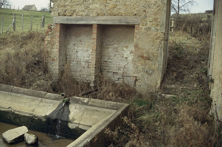  lavoir © Jacques Druart / Région Bourgogne-Franche-Comté, Inventaire du patrimoine - 1990